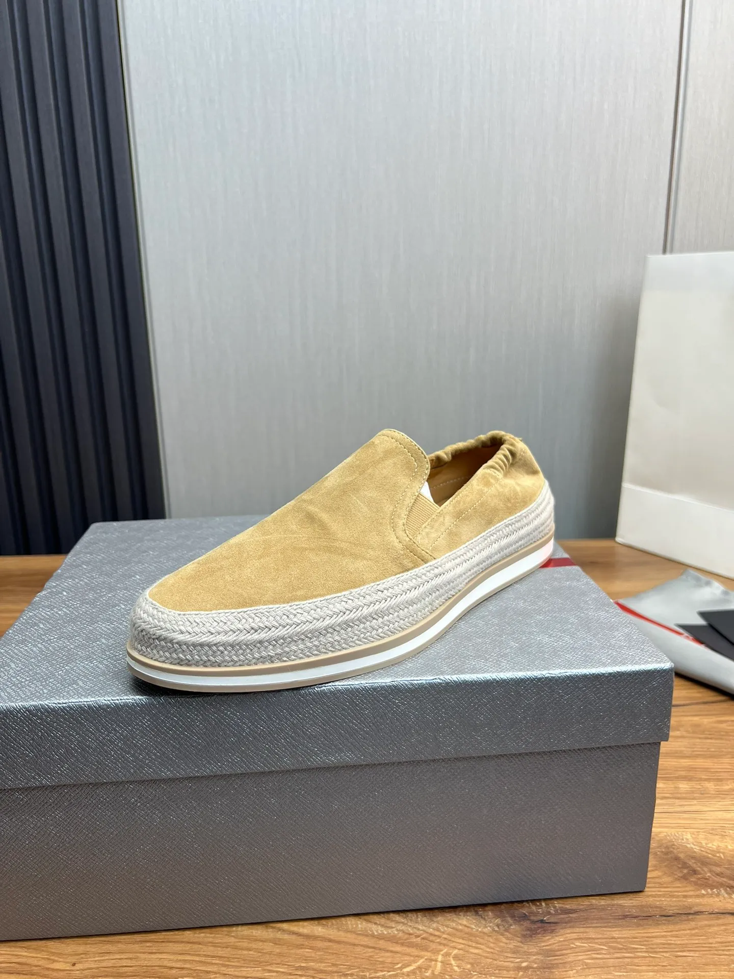 Men's shoes 💰540💰 [PRADA] Men's shoes are popular in the counter, official website is synchronized, 1 high-quality shipment ✔️Original frosted cowhide + cowhide lining, 1🆚1 replica, original sole, 38-45 (45 customized, non-refundable)